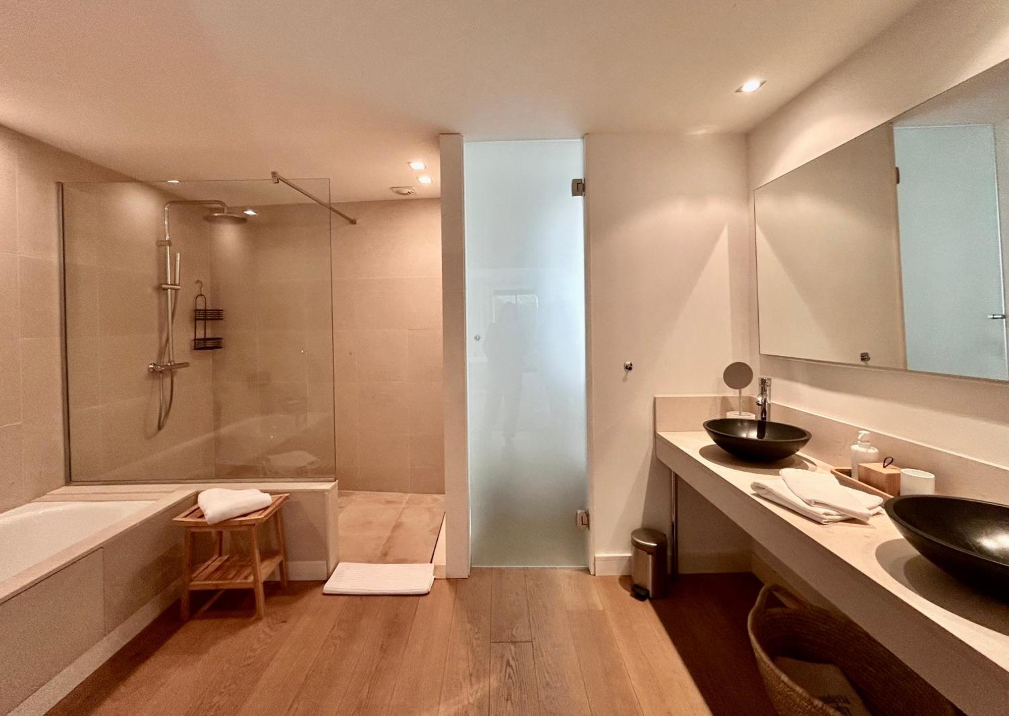 Rumah Bali Канны Экстерьер фото